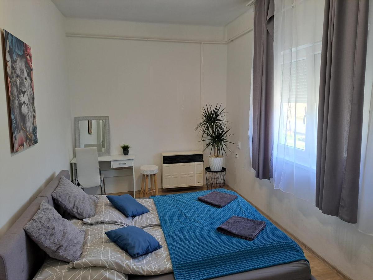Belvárosi Lux Apartman Vasarosnameny Exterior foto
