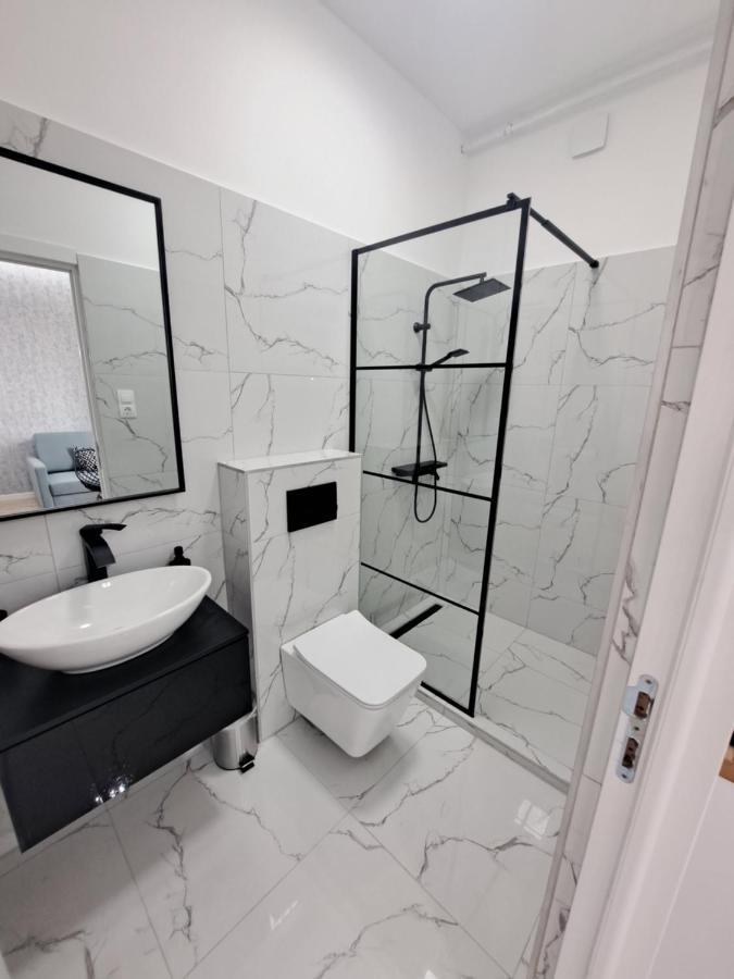 Belvárosi Lux Apartman Vasarosnameny Exterior foto